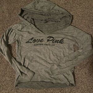 VS Pink long sleeve shirt